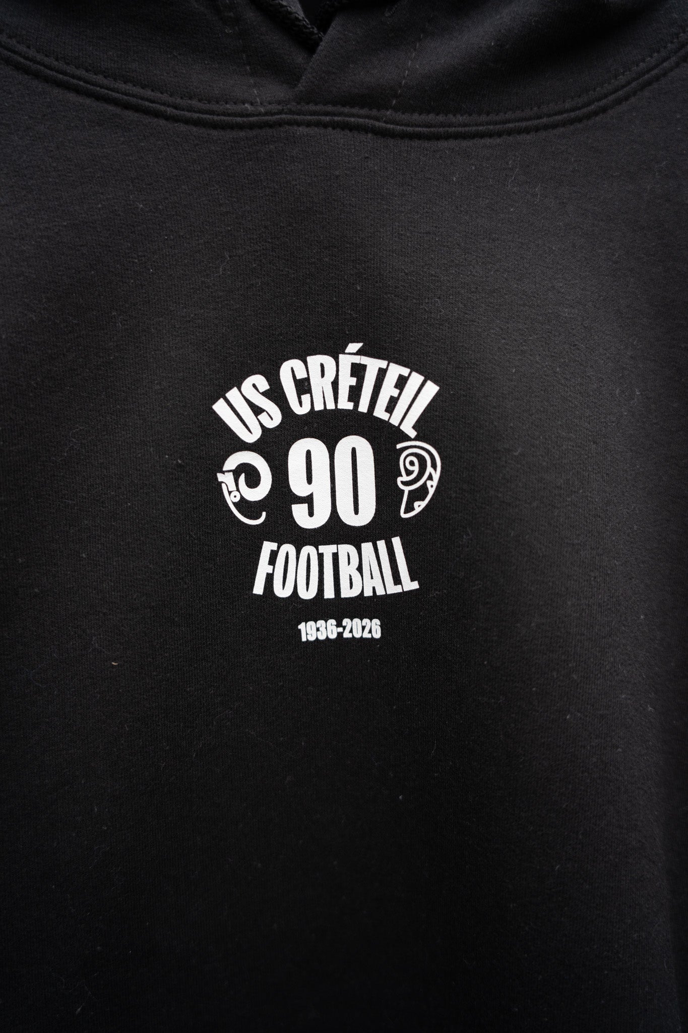 Sweat à capuche Noir - Collection des 90 ans